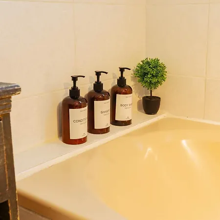 110m2, 7 Pers, Jacuzzi , 3 Chambres, Terrain Clos Et Arbore 2500m2 Villa