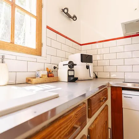 110m2, 7 Pers, Jacuzzi , 3 Chambres, Terrain Clos Et Arbore 2500m2 Villa *